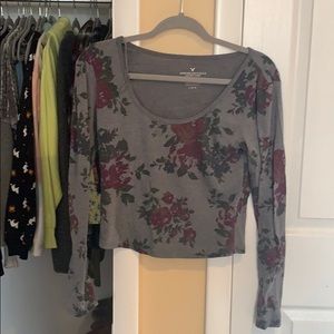 Long sleeve floral crop top